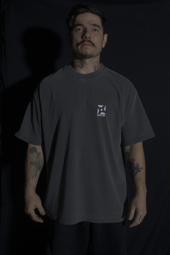 Camiseta Oversized Shinobi - Cinza